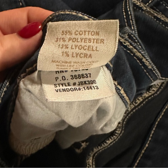 Daytrip Virgo Dark Wash Skinny Jeans - Picture 7 of 7